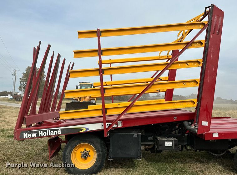 image for item KT9170 New Holland 1068  bale wagon
