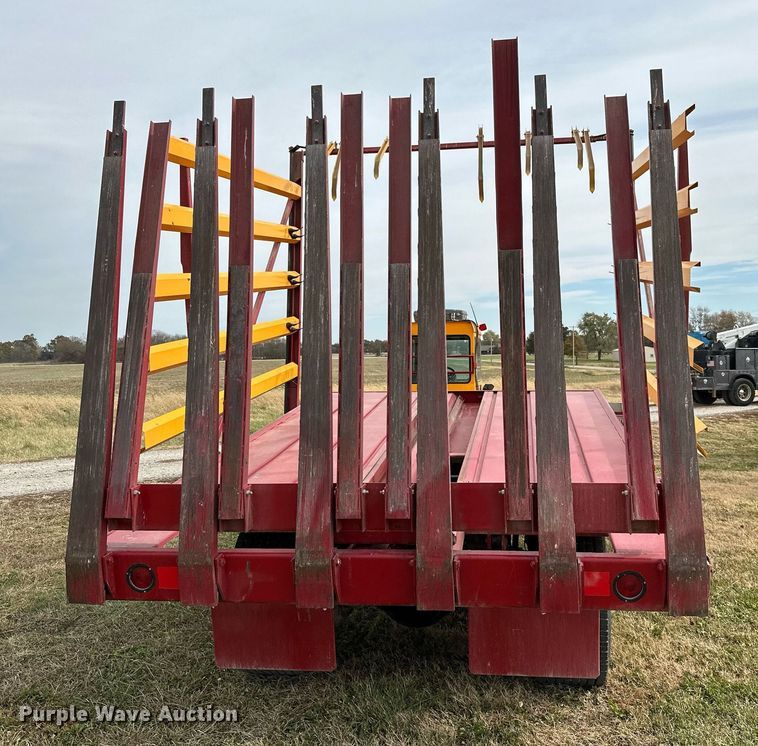 image for item KT9170 New Holland 1068  bale wagon