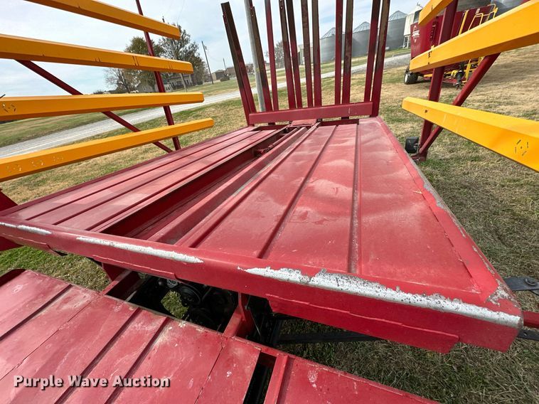 image for item KT9170 New Holland 1068  bale wagon