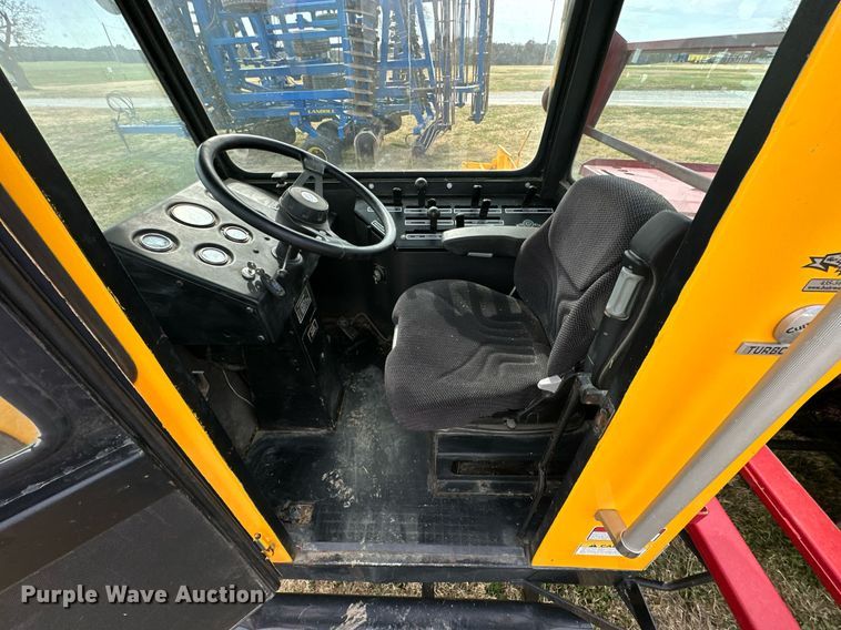 image for item KT9170 New Holland 1068  bale wagon