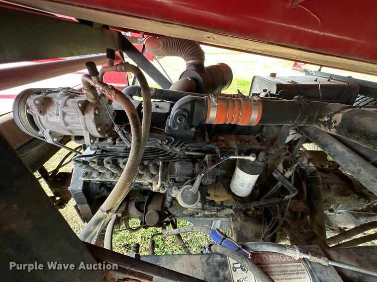 image for item KT9170 New Holland 1068  bale wagon