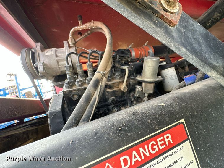 image for item KT9170 New Holland 1068  bale wagon