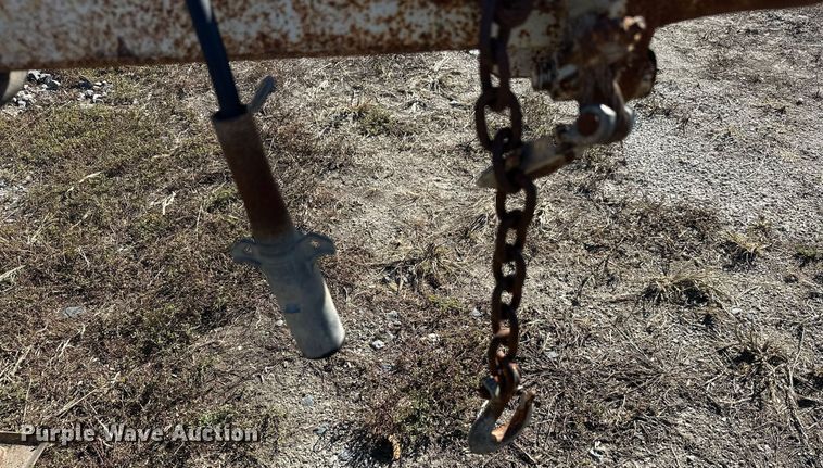 image for item KT9175 1980 Doon  Grain trailer