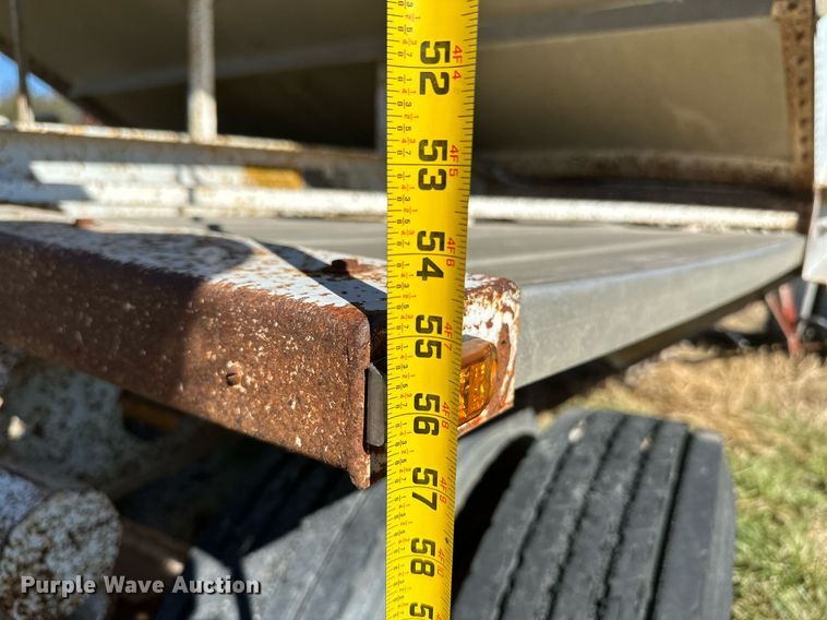 image for item KT9175 1980 Doon  Grain trailer