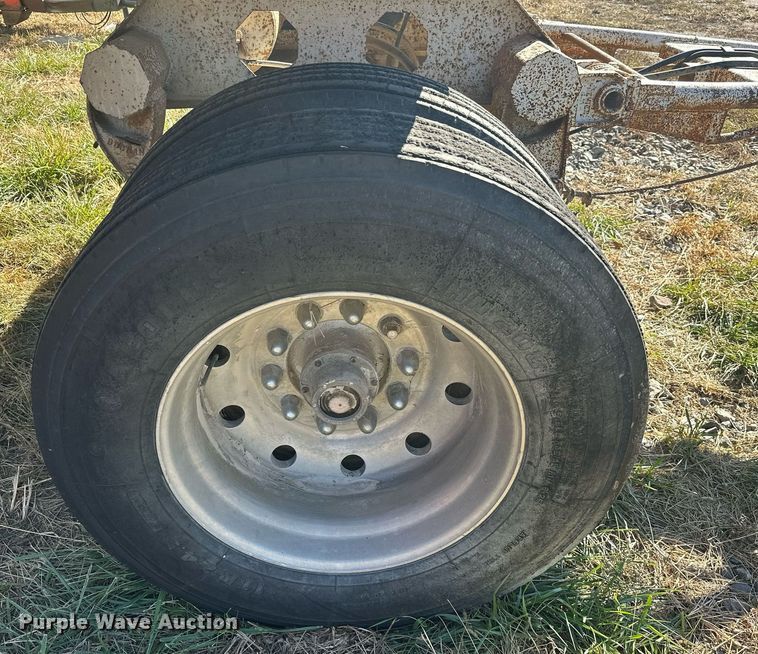 image for item KT9175 1980 Doon  Grain trailer