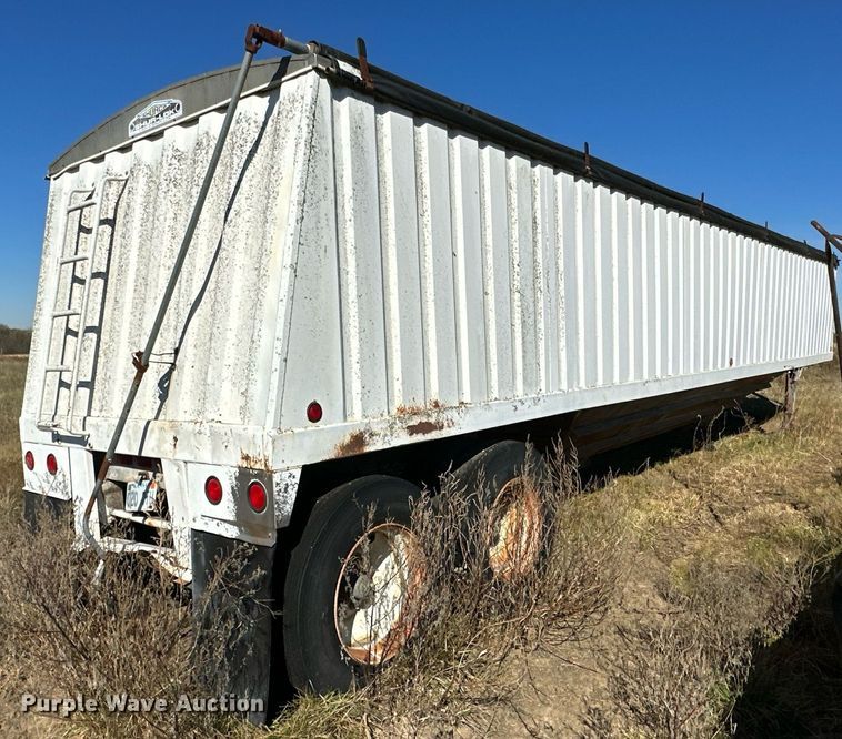 image for item KT9238 1995 Jet Company  Grain trailer