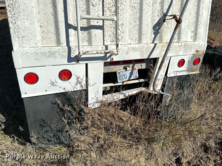 image for item KT9238 1995 Jet Company  Grain trailer