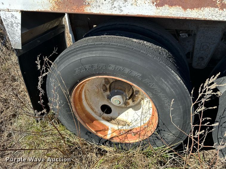 image for item KT9238 1995 Jet Company  Grain trailer