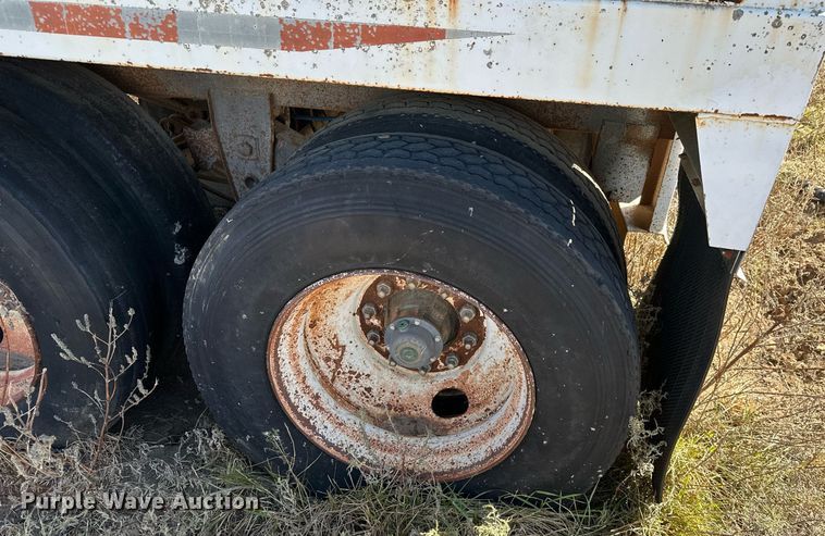 image for item KT9238 1995 Jet Company  Grain trailer