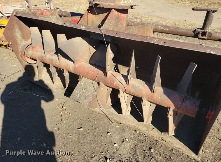 image for item LC9340 Lundell 3400  snow blower