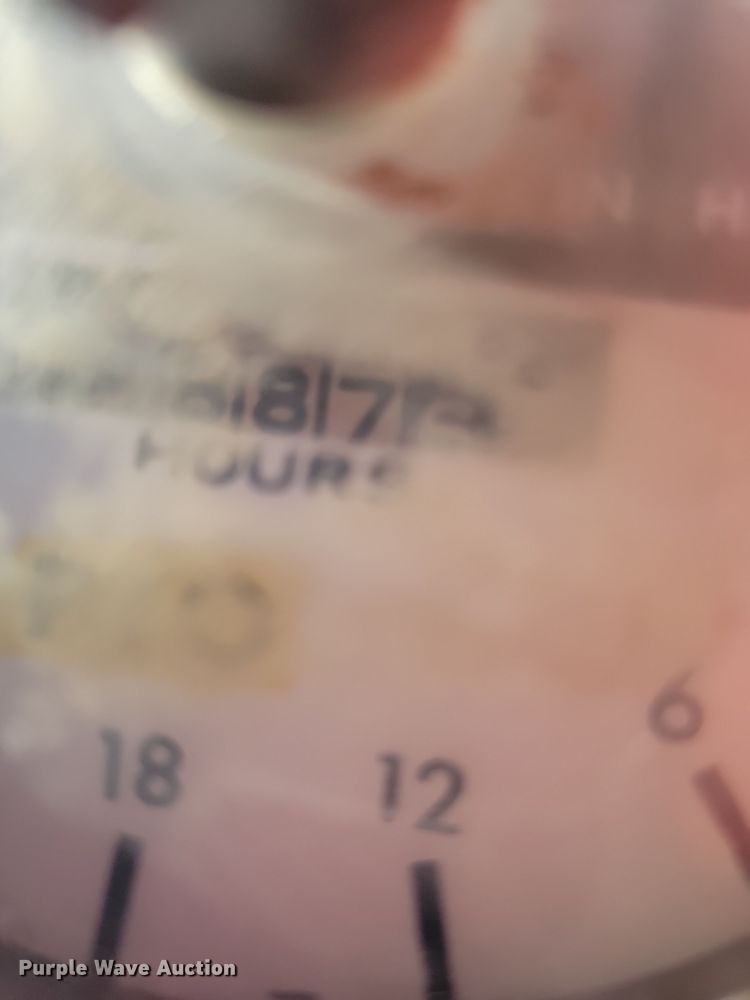 image for item LC9341 1974 International Farmall 1066  tractor