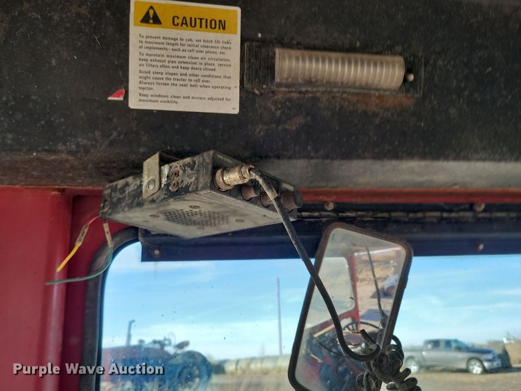 image for item LC9341 1974 International Farmall 1066  tractor