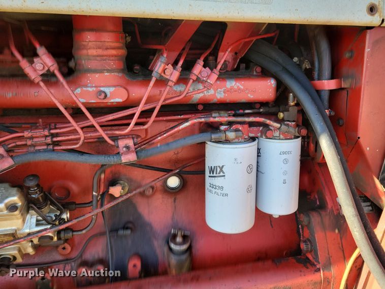 image for item LC9341 1974 International Farmall 1066  tractor