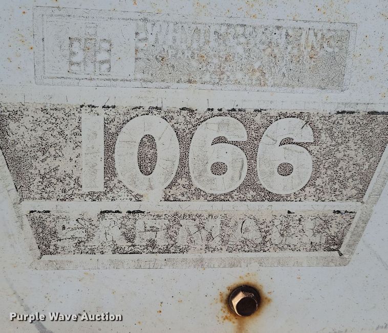 image for item LC9341 1974 International Farmall 1066  tractor