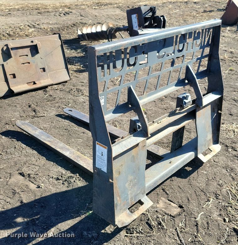 image for item LC9342 Virnig  skid steer forks