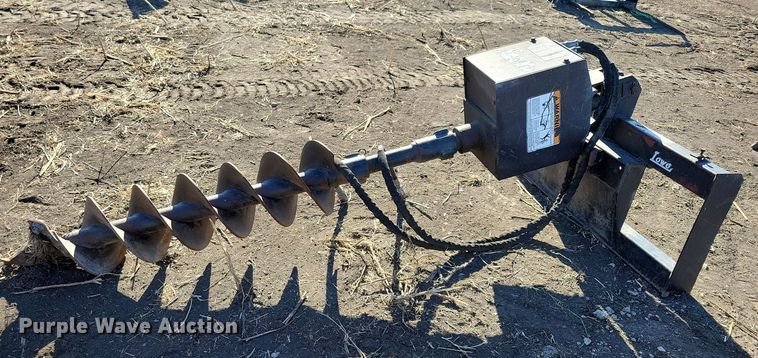 image for item LC9345 Lowe 1650E  skid steer auger