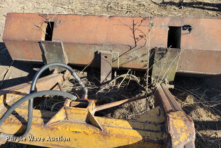 image for item LC9346 Loader