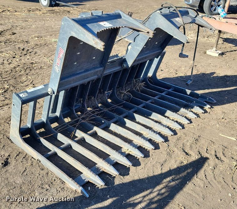 image for item LC9348 Virnig  skid steer grapple bucket