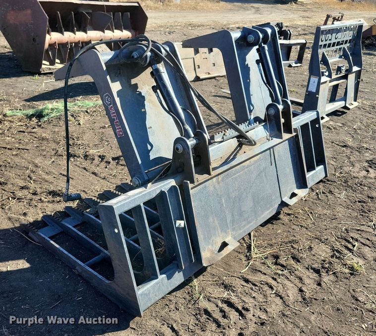 image for item LC9348 Virnig  skid steer grapple bucket