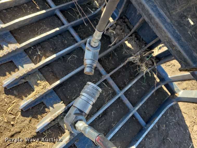 image for item LC9348 Virnig  skid steer grapple bucket