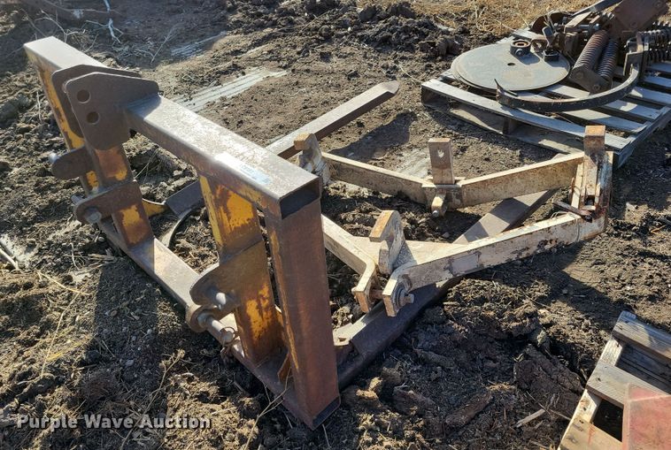 image for item LC9351 Tractor parts