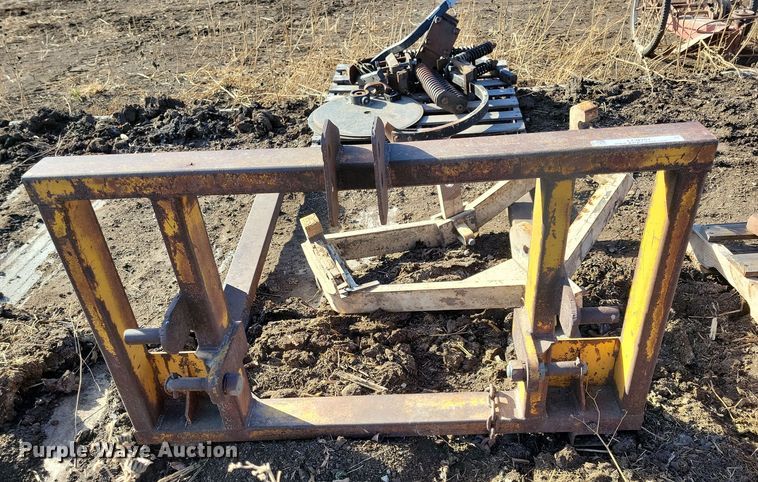 image for item LC9351 Tractor parts