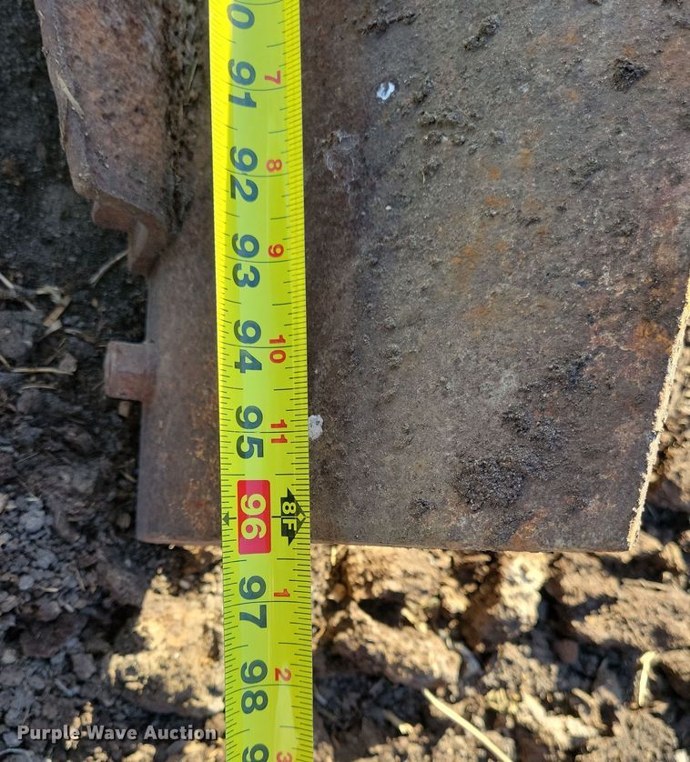 image for item LC9352 Ag equipment