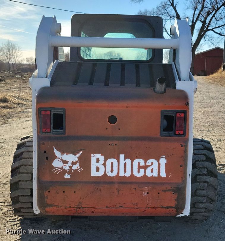 image for item LC9355 2007 Bobcat S205  skid steer loader