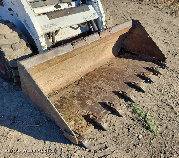 image for item LC9355 2007 Bobcat S205  skid steer loader