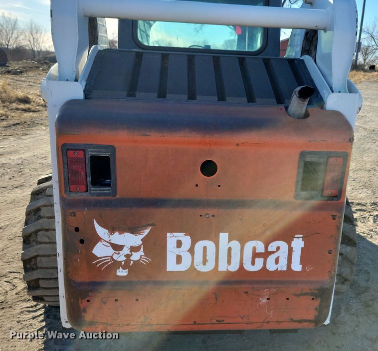 image for item LC9355 2007 Bobcat S205  skid steer loader