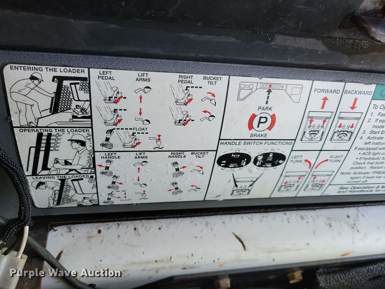 image for item LC9355 2007 Bobcat S205  skid steer loader