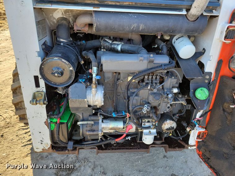 image for item LC9355 2007 Bobcat S205  skid steer loader