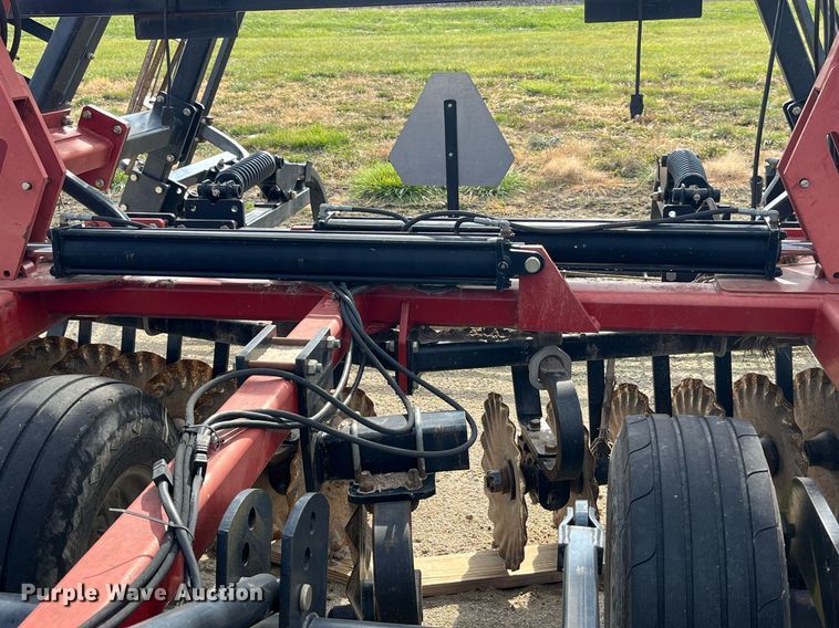 image for item LD9826 Case IH 330 Turbo  vertical tillage