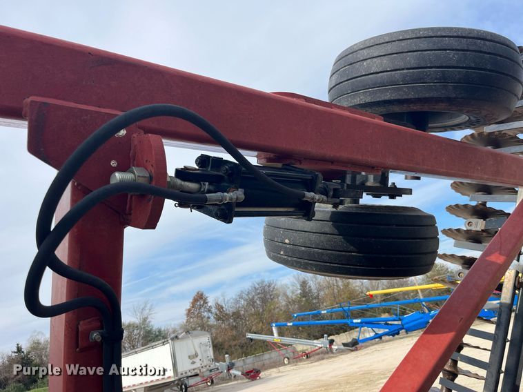 image for item LD9826 Case IH 330 Turbo  vertical tillage