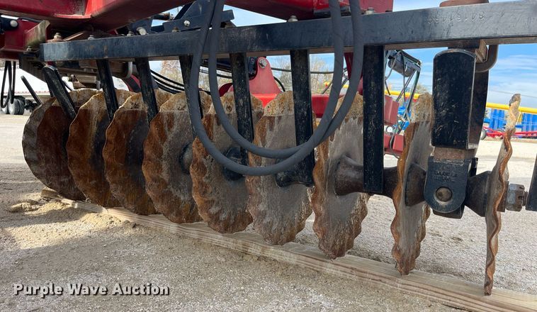 image for item LD9826 Case IH 330 Turbo  vertical tillage