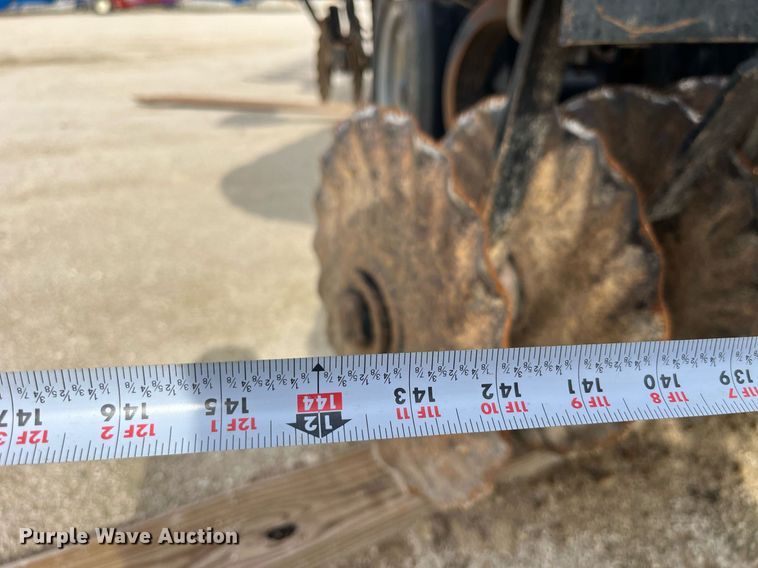 image for item LD9826 Case IH 330 Turbo  vertical tillage