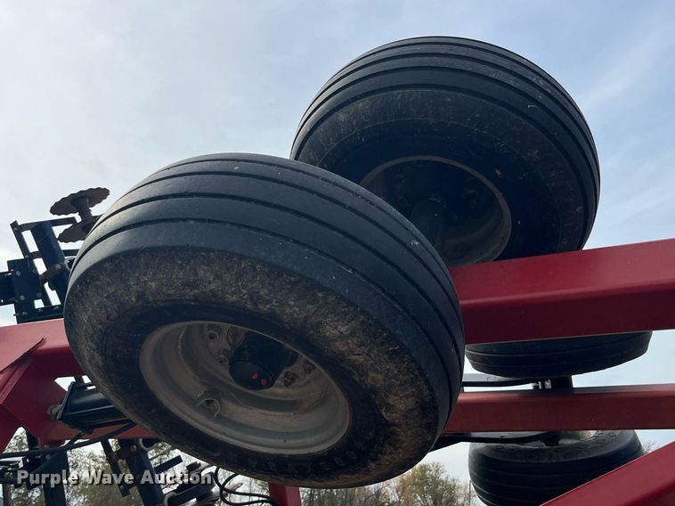 image for item LD9826 Case IH 330 Turbo  vertical tillage