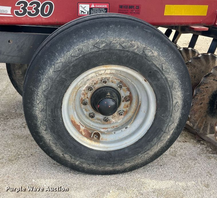 image for item LD9826 Case IH 330 Turbo  vertical tillage
