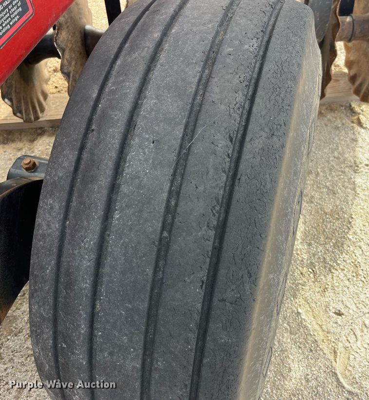 image for item LD9826 Case IH 330 Turbo  vertical tillage