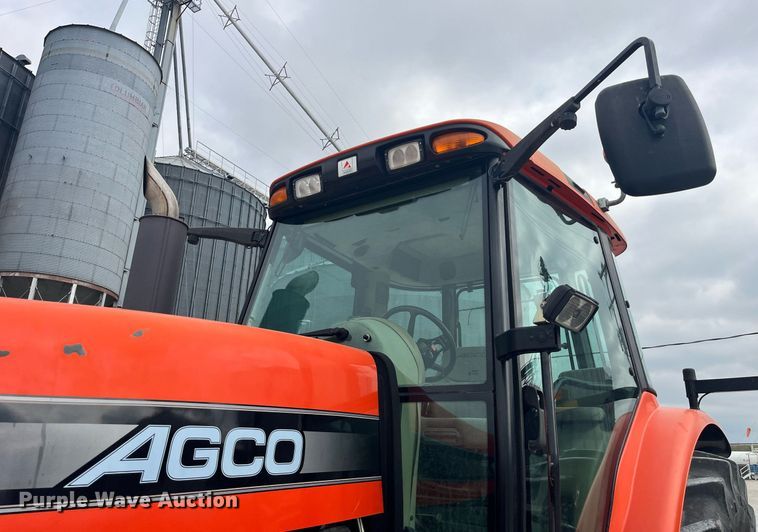 image for item LD9827 2008 AGCO DT220A  MFWD tractor