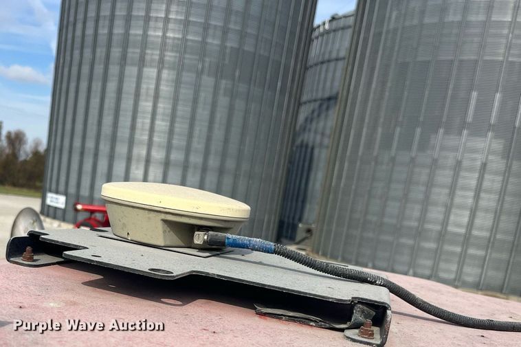 image for item LD9827 2008 AGCO DT220A  MFWD tractor