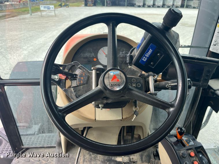 image for item LD9827 2008 AGCO DT220A  MFWD tractor