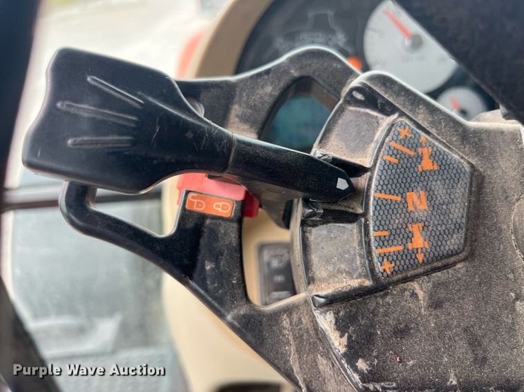 image for item LD9827 2008 AGCO DT220A  MFWD tractor