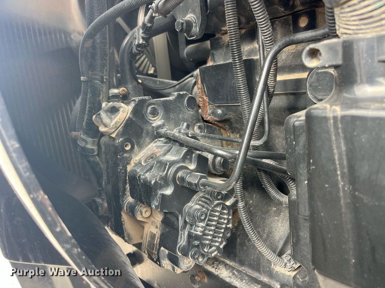 image for item LD9827 2008 AGCO DT220A  MFWD tractor