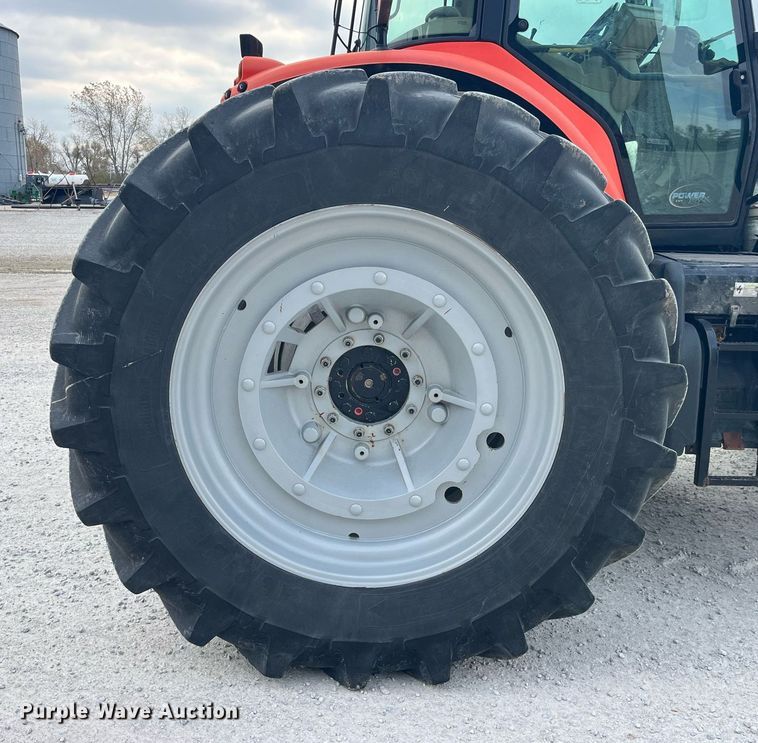 image for item LD9827 2008 AGCO DT220A  MFWD tractor