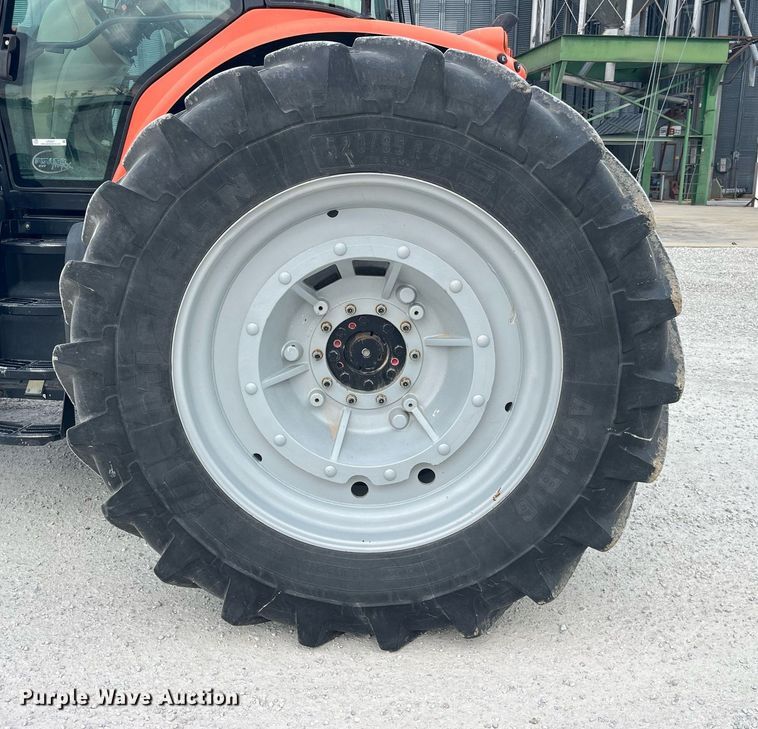 image for item LD9827 2008 AGCO DT220A  MFWD tractor