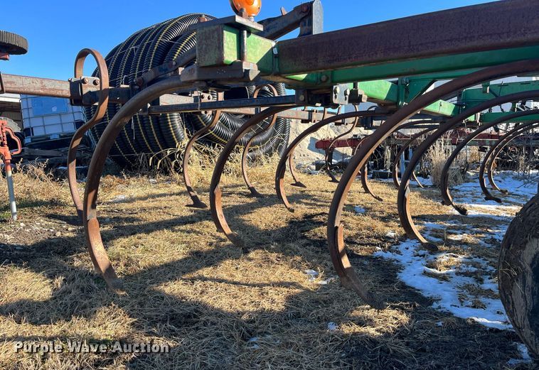 image for item LD9878 John Deere 714  disk ripper