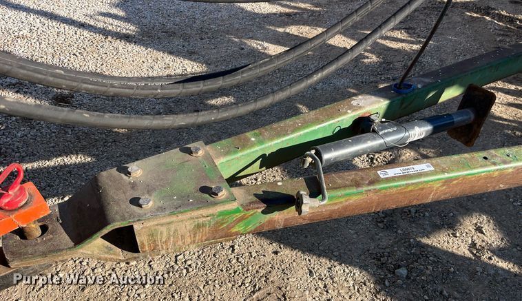 image for item LD9879 John Deere 10335  double off-set disk