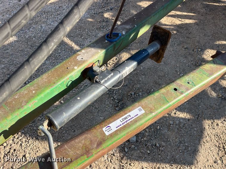 image for item LD9879 John Deere 10335  double off-set disk