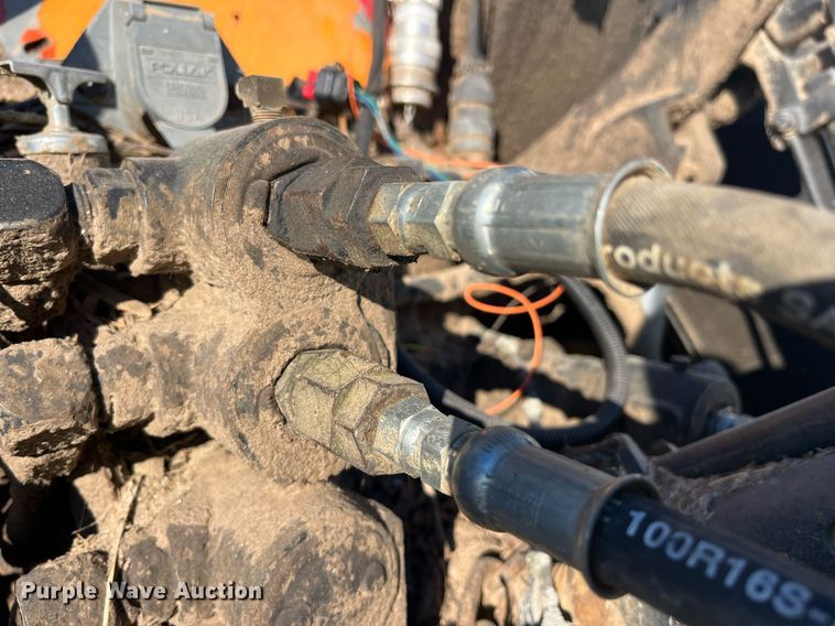 image for item LD9880 International Harvester 496  tandem disk